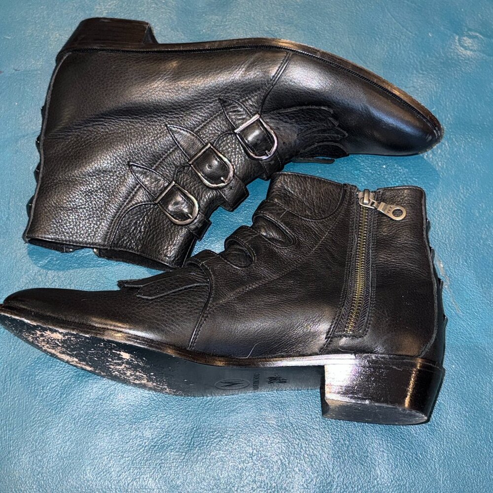 Modern Vice Custom Black leather Jett, 38-39